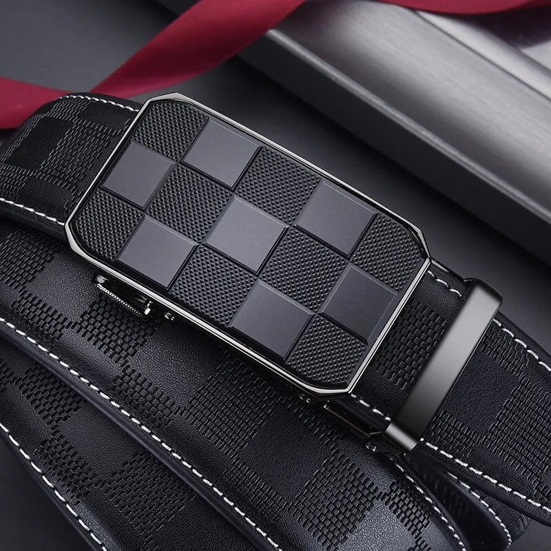 Men's genuine leather automatic buckle belt with alloy electroplated buckle in carved plaid colour