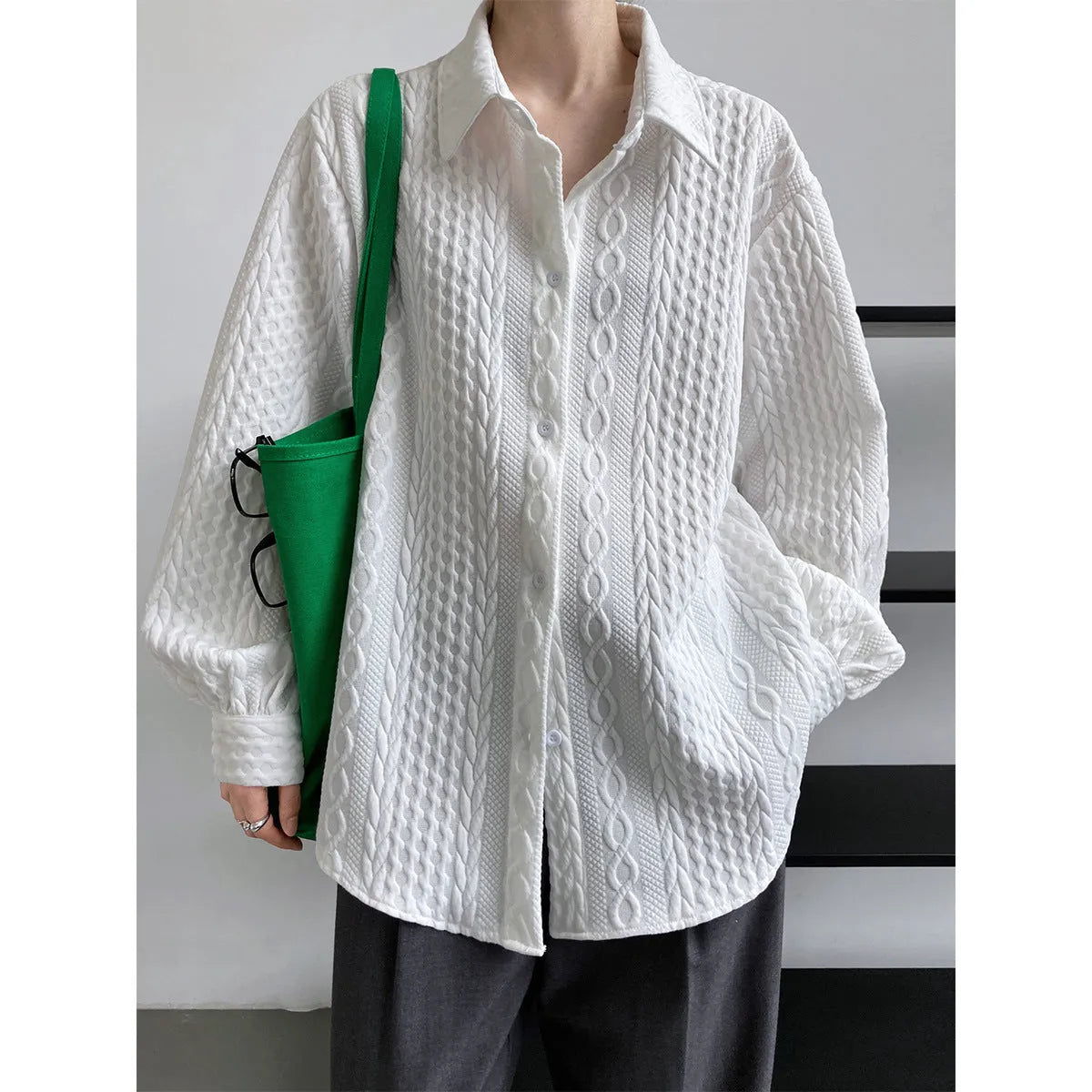 Men's cotton blend embossed loose lapel shirt coat in black
