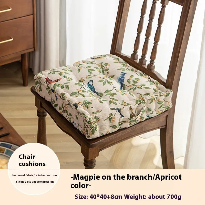 American floral pattern dining chair cushion with 40cm square dimensions and 8cm thick PP cotton filler