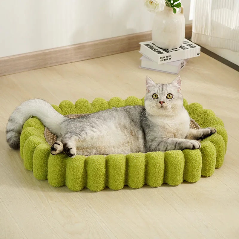 Green oval cat scratch pad bowl made from sisal measuring 650x420x100mm