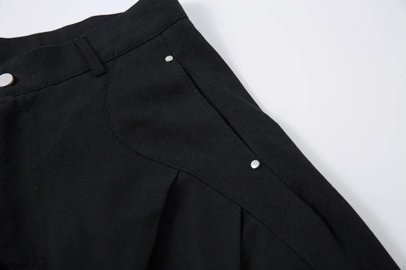 Men's black pleated machete casual trousers with wide-leg loose-fitting design