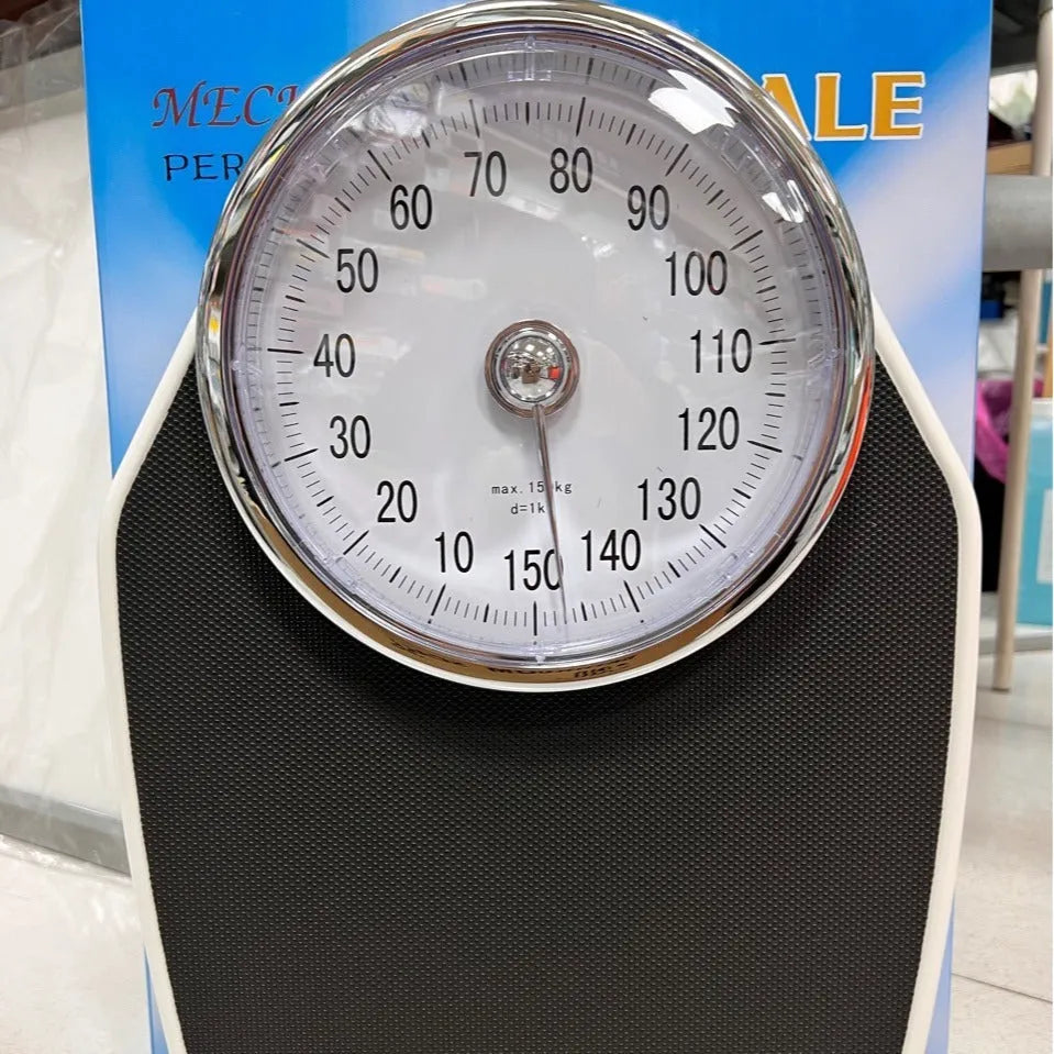 Black mechanical body weight scale with large analogue dial on 47x35cm platform