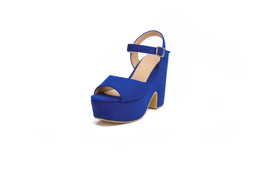 Black plus size platform sandals with ankle strap and open toe design