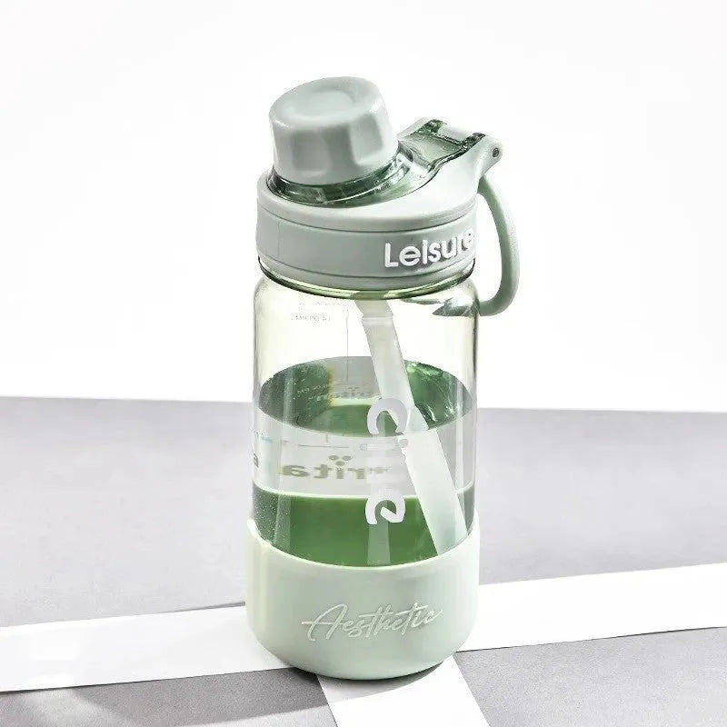 Reusable plastic drinking cup with straw in grey green pink colours with 520ml 780ml 1000ml capacity options