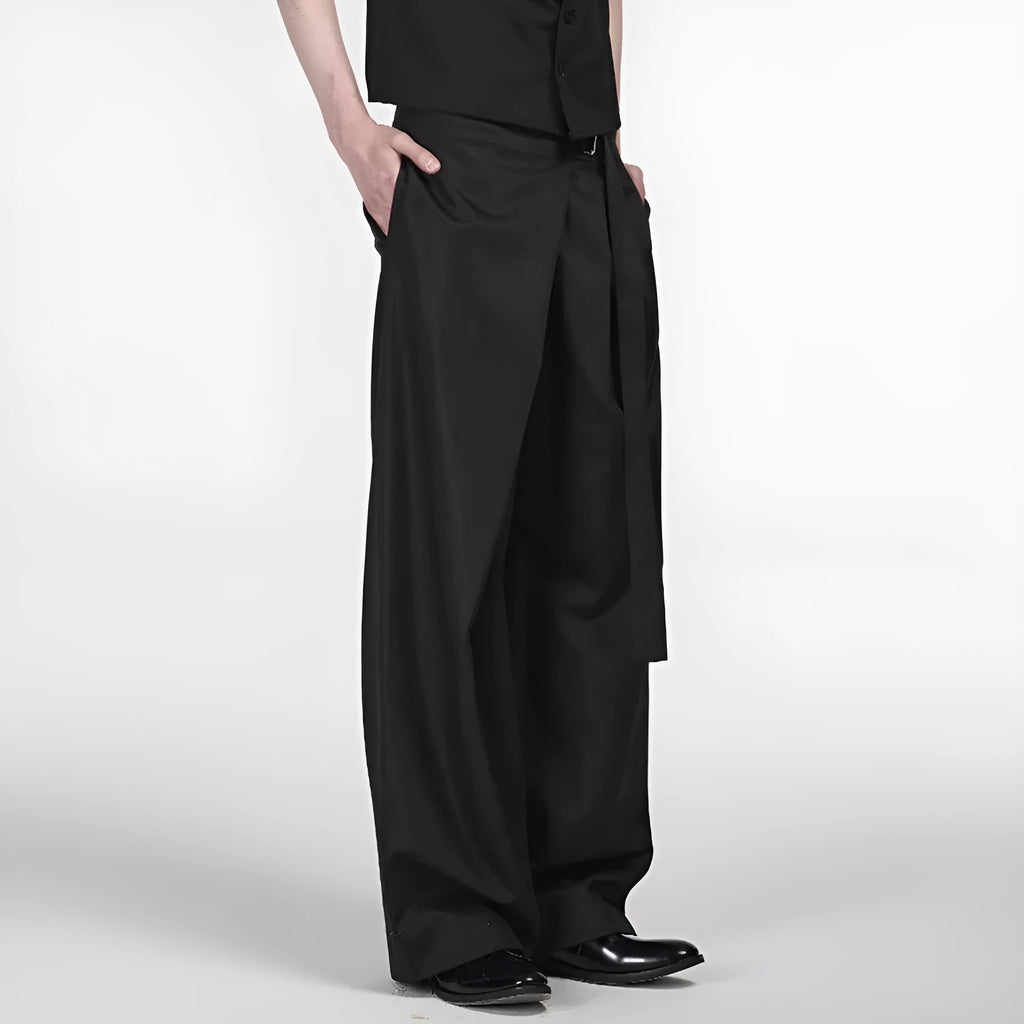 Black straight-leg trousers with adjustable waist and single pleat cut in Tencel cotton blend