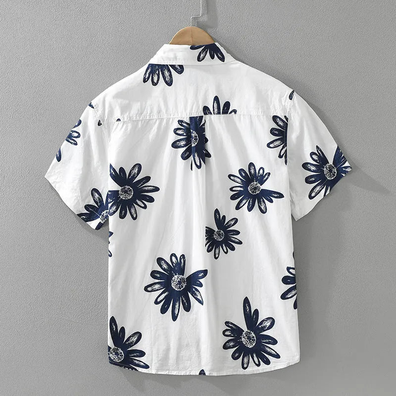 Printed short sleeve shirt in white, loose fit, cardigan style, adult male model