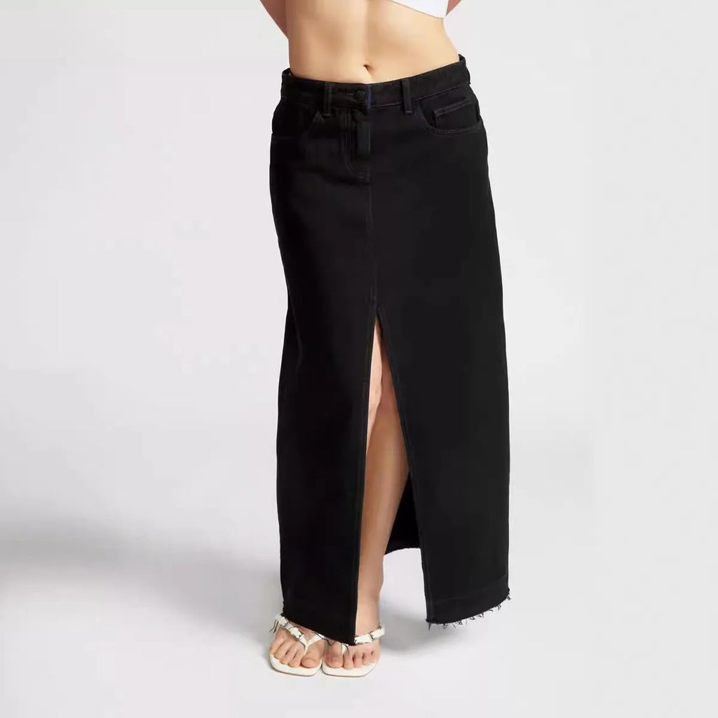 Retro slim-fit denim maxi skirt for women in cotton denim, blue colour, mid-rise waist