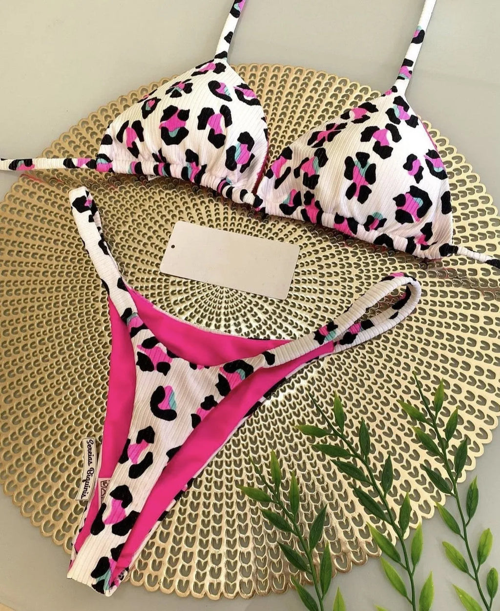 Women's printed bikini swimsuit with nylon quick-drying fabric and cotton lining