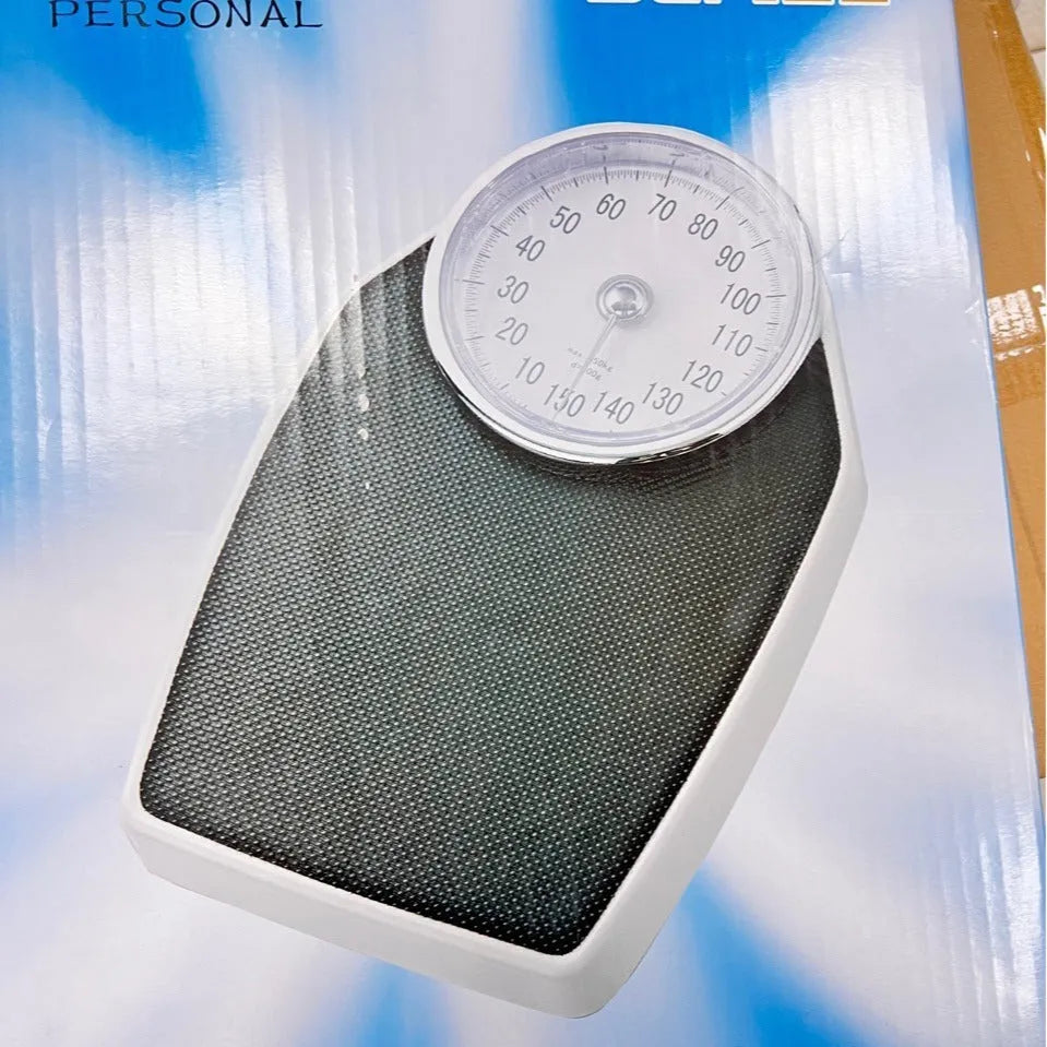 Black mechanical body weight scale with large analogue dial on 47x35cm platform