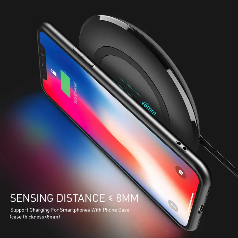 Round 5W wireless charger compatible with Floveme devices and iPhones in black ABS plastic