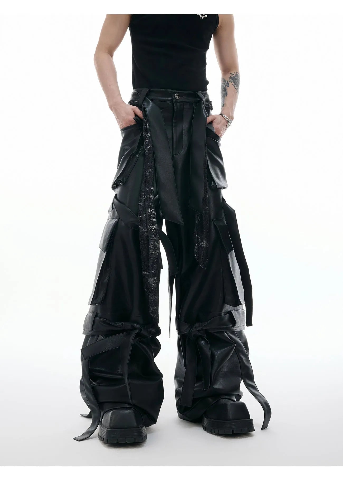 Black retro multi-pocket trousers with quilted stitching and ribbon accents in loose fit