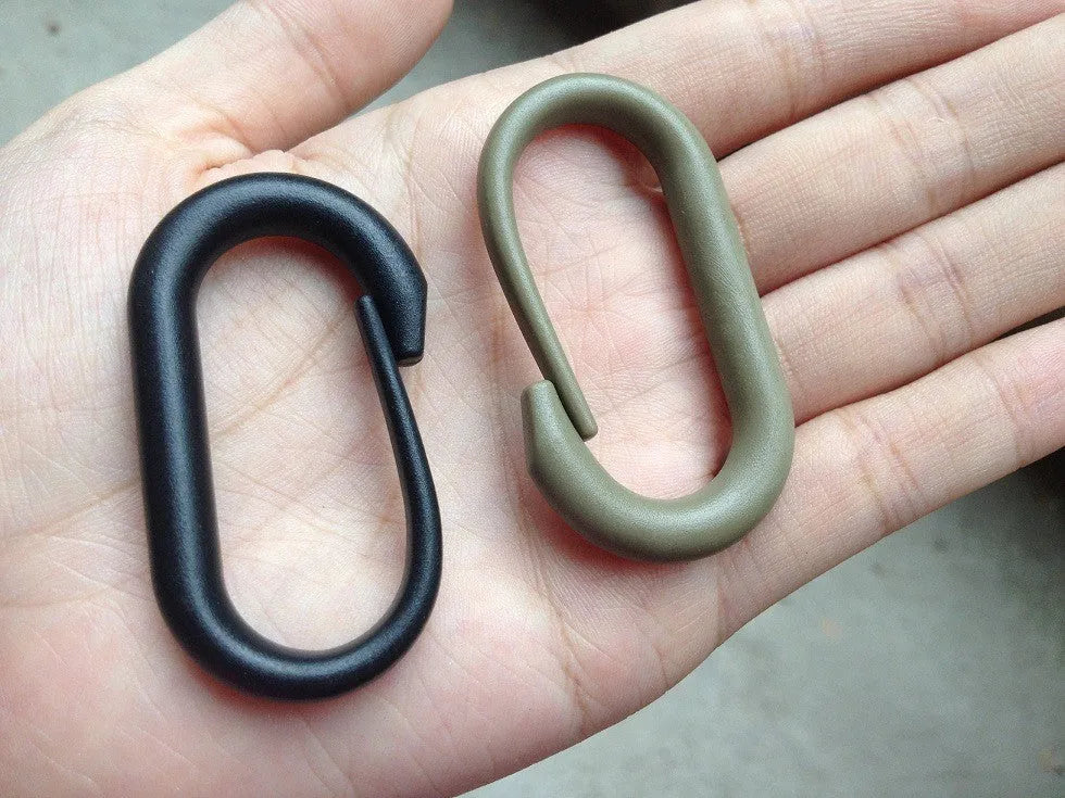 Plastic oval hanging buckle carabiner in POM, 50 by 20mm, shown in army green colour