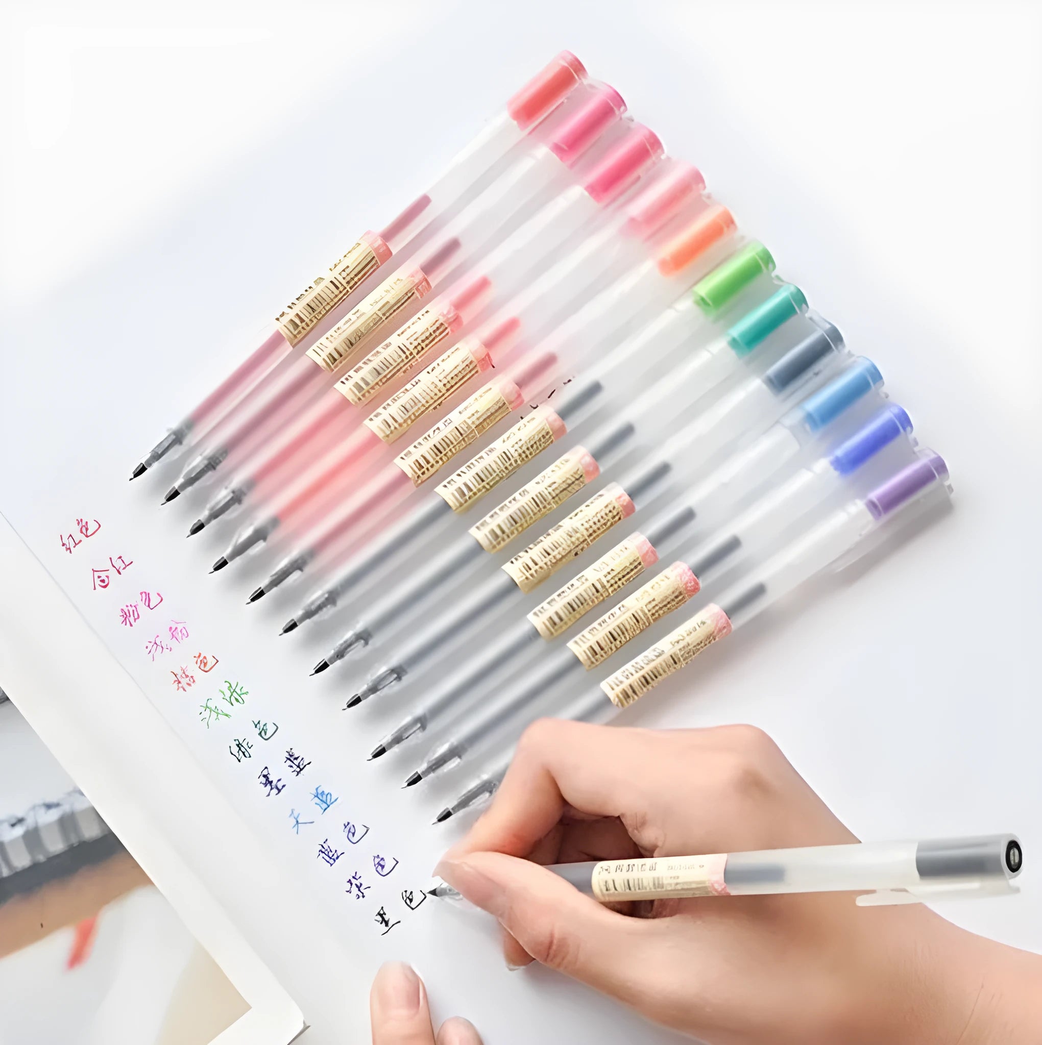 Muji 0.5mm gel pen 12-piece set showing fine nib and ink prevention mechanism