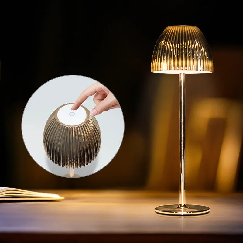 Ins pattern dimming small night lamp with thin round base in black or white colour