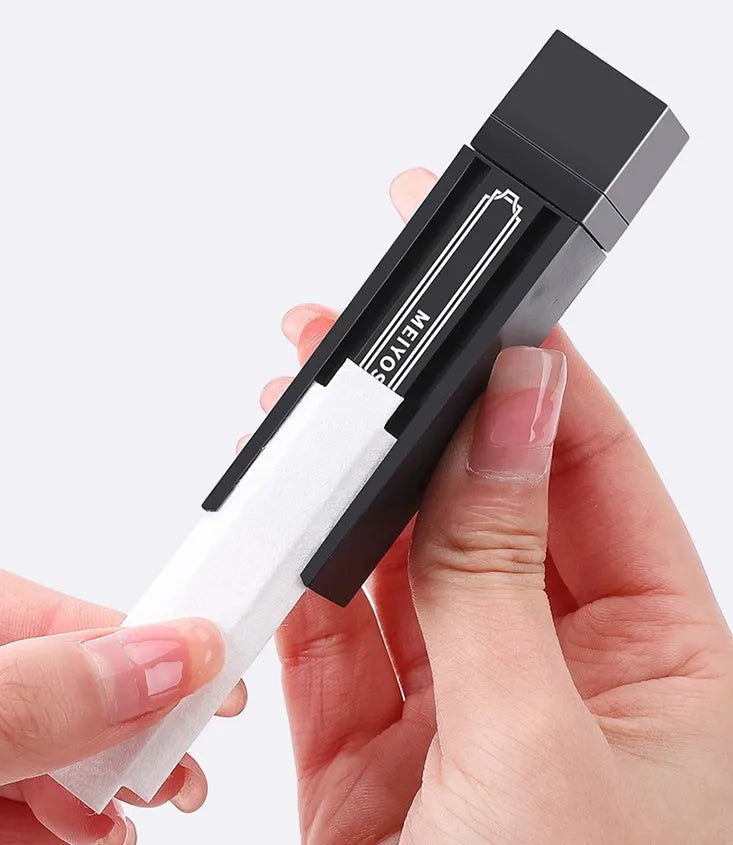 Disposable mobile phone screen cleaner kit with 40 antibacterial wipes in black packaging