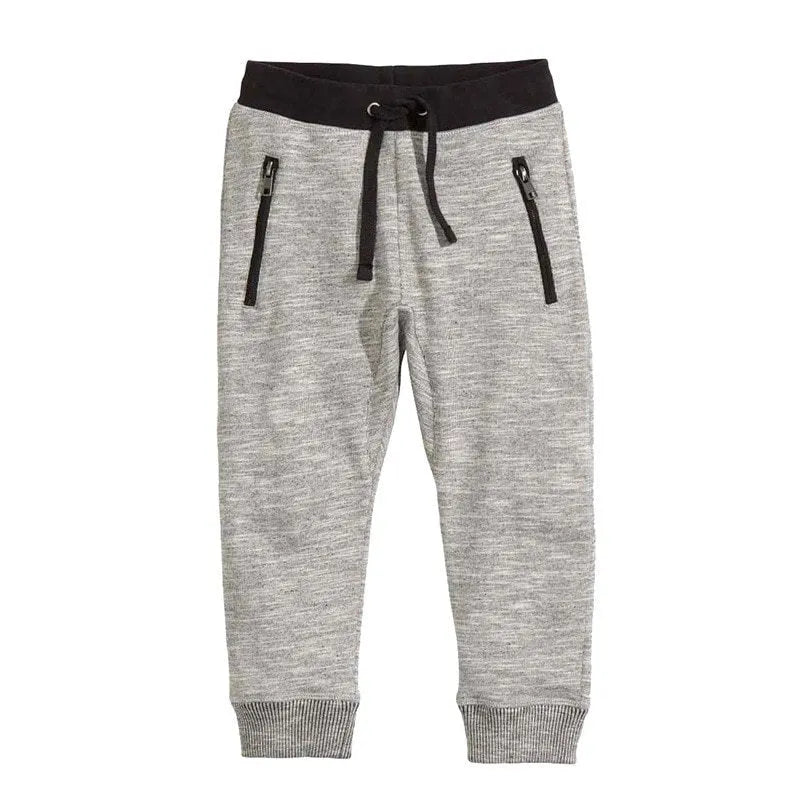 Boys cotton clothing set with long sleeve t-shirt and pants featuring letter pattern