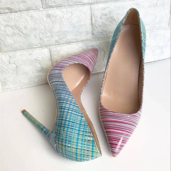 Ladies pink and blue gradient patent leather pointed toe high heels with slim heel.