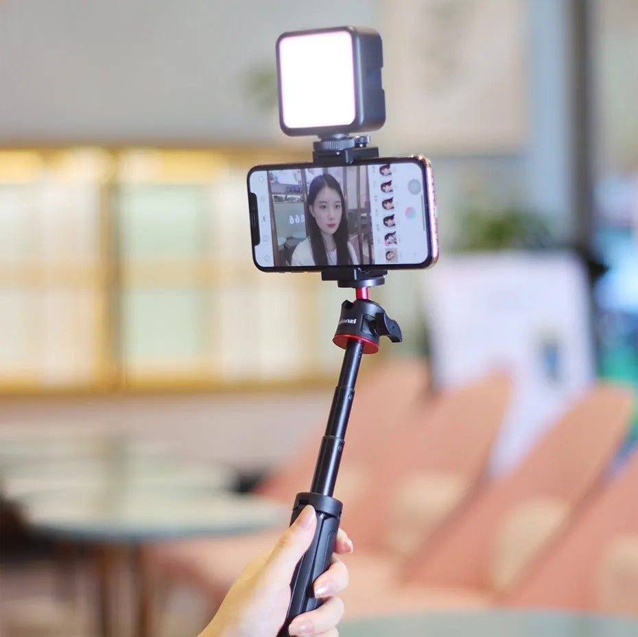 Combo 8 mobile phone vlog bracket set with fill light weighing 514g
