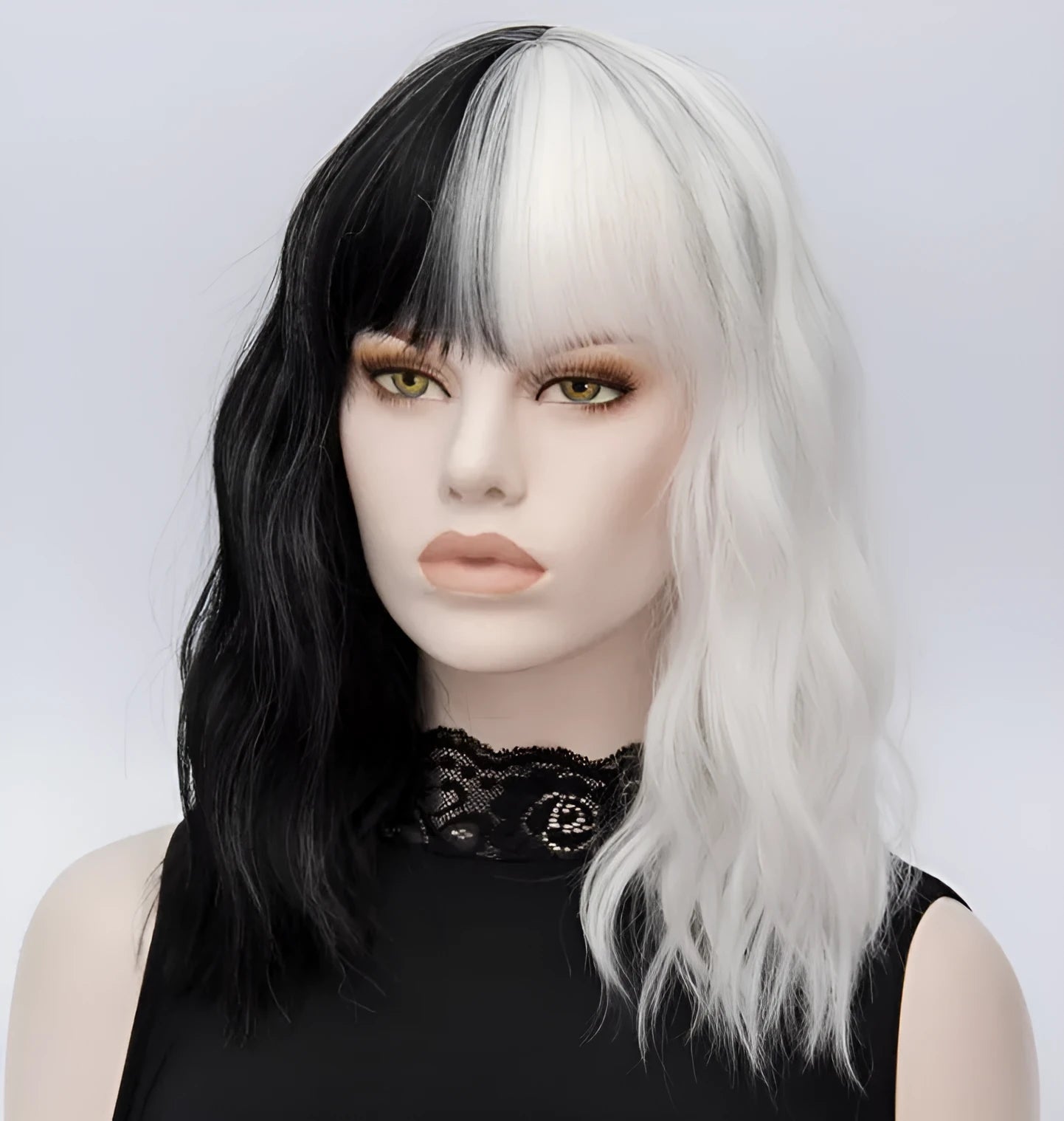 Women's short black and white straight synthetic wig with Qi bangs for cosplay Halloween