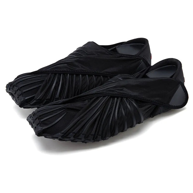 Pair of unisex fitness treadmill shoes with black elastic waterproof cloth upper and KPU outsole, flat heel, low cut design