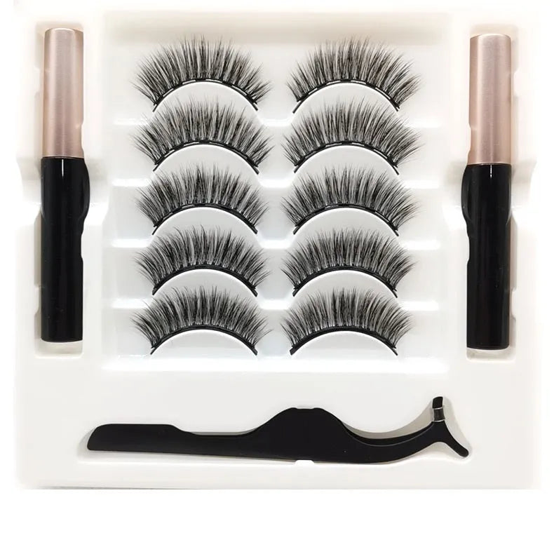 Magnetic false eyelashes and dual-purpose eyeliner set in packaging