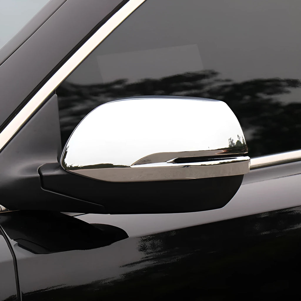 Two-piece ABS rear view mirror cover for 2017-19 Honda CR-V in black silver plating or carbon fibre pattern