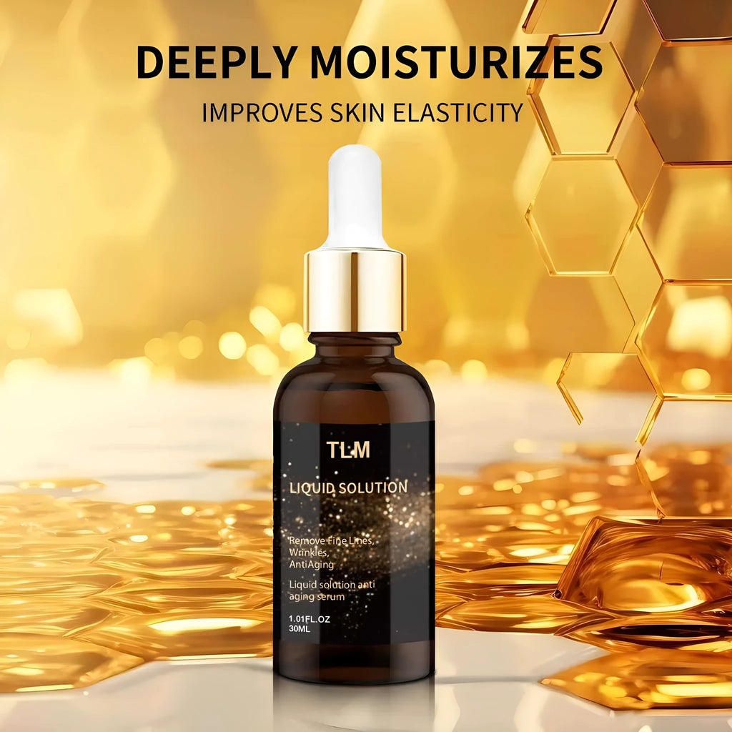 30 ml bottle of facial liquid moisturising care solution with hyaluronic acid, 9 cm tall.