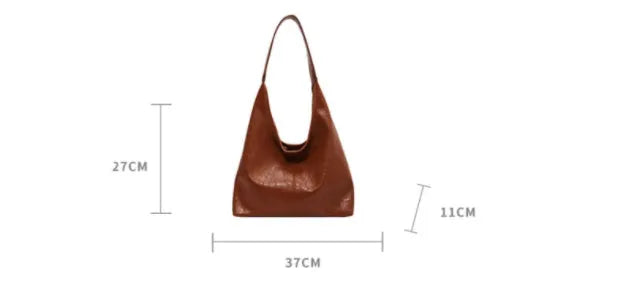 Soft leather casual shoulder bag with large capacity in street trend styling