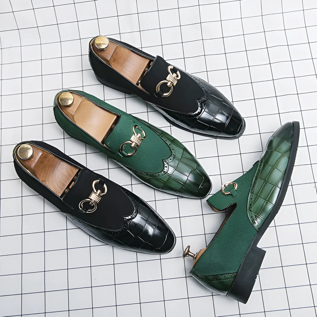 Men's black business casual shoes with pointed toe and sewing line details on artificial PU upper