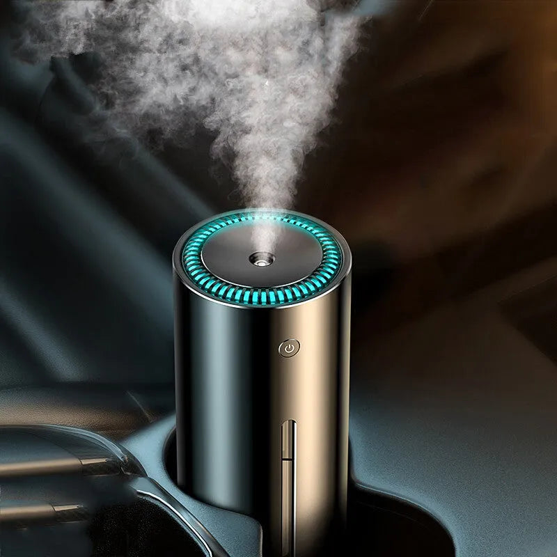 Black aluminum car diffuser humidifier with USB port for air purification and odor removal in vehicles