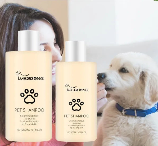Pet shampoo bottle for dogs and cats in 100ml and 300ml sizes for mild cleansing