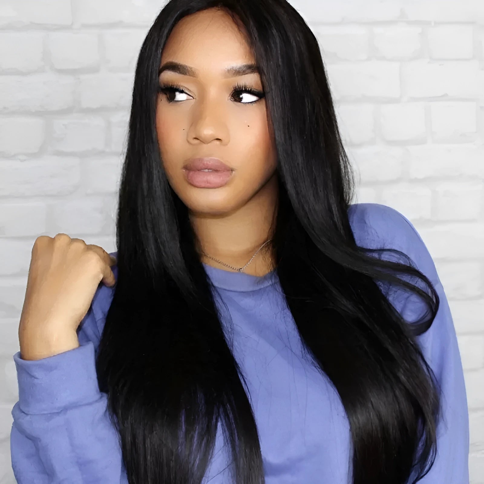 Long straight black wig with centre-parted bangs for women made from high-temperature fibre