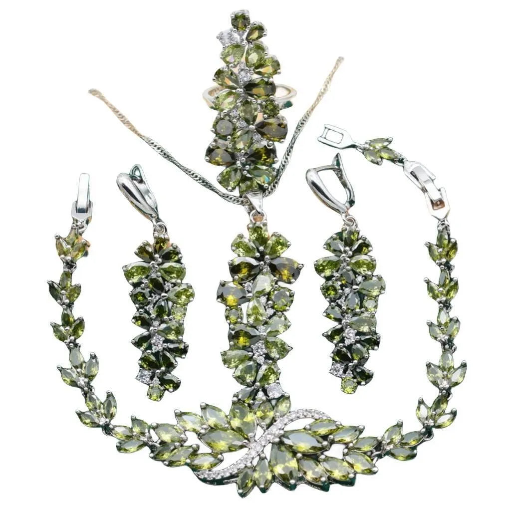Retro jewellery set with copper zircon pendant featuring plant pattern in olive and purple colours