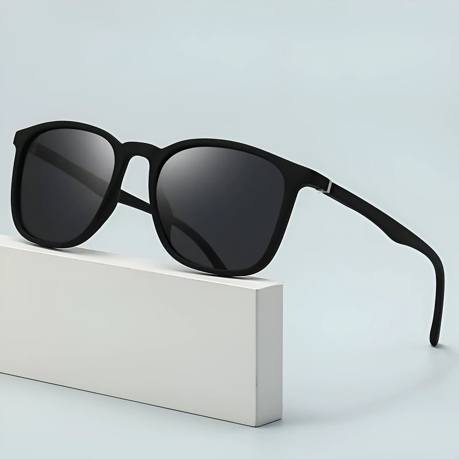 Men's polarised sunglasses with a polycarbonate frame and UV400 protection lenses in assorted colours.
