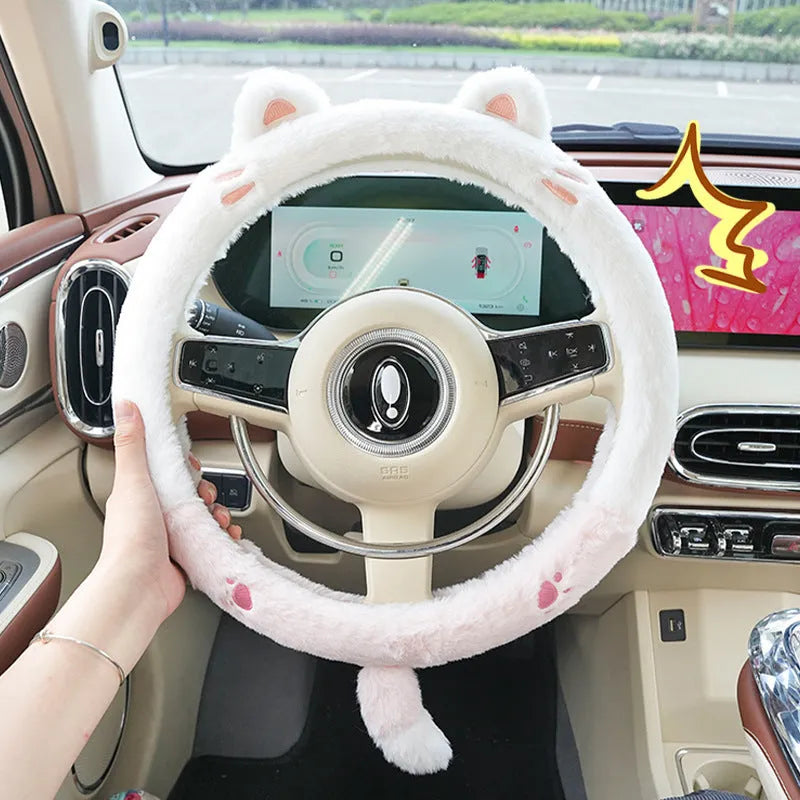 Plush thermal car steering wheel cover with embroidered cartoon pattern measuring 38cm diameter
