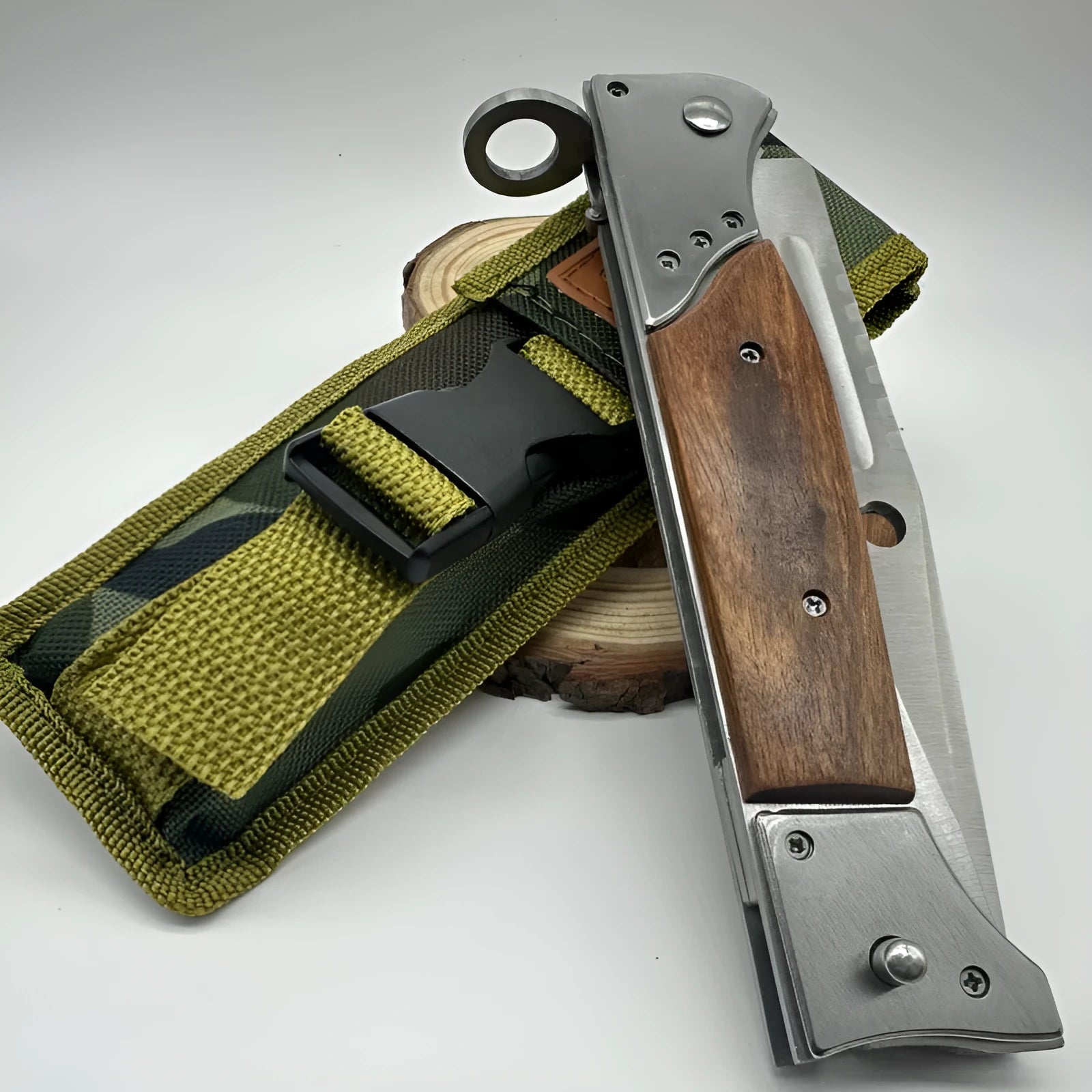 Multifunctional outdoor folding knife with high hardness blade and 11cm handle in 47 style