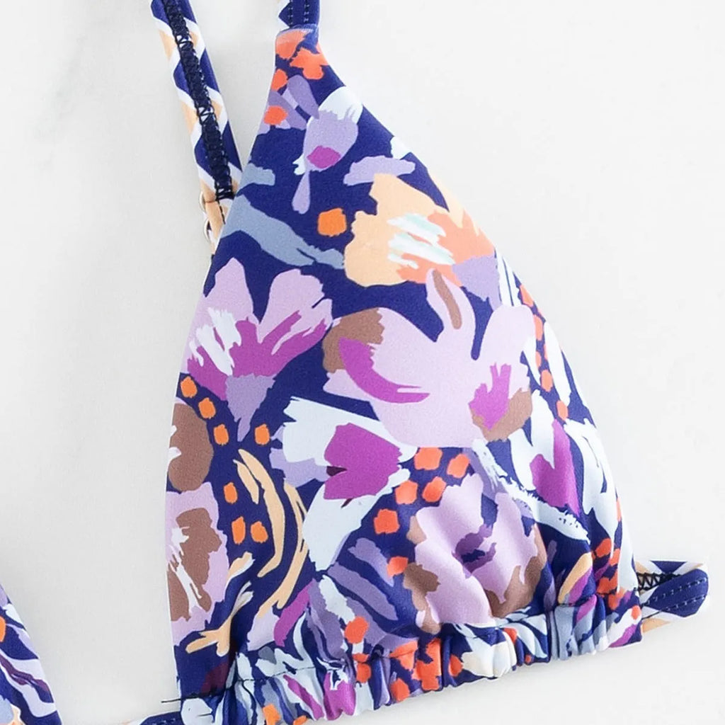 Women's floral print triangle swimsuit in polyester fabric with briefs style cut