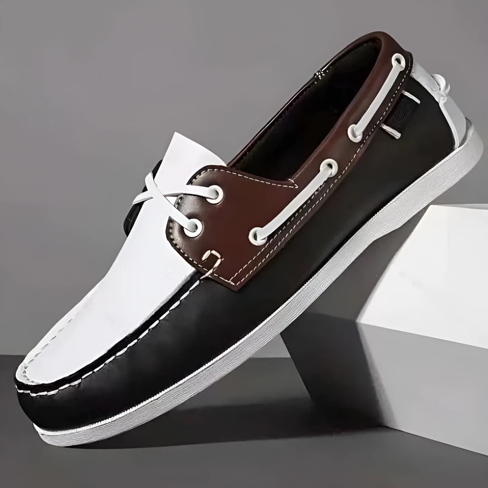 Men's British-style casual shoes in artificial PU with round toe and flat heel