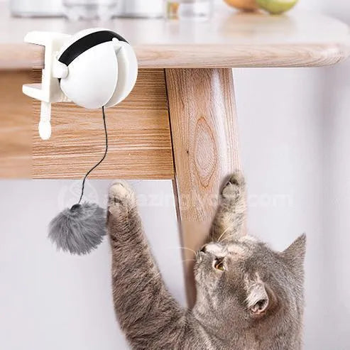 Electric funny cat toy with white ABS body, 7cm diameter ball, and real fur ball and rope accessories