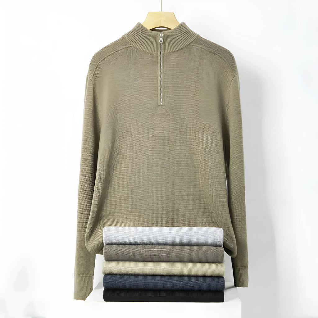 Men's casual wool pullover sweater in slim fit with long sleeves and thickened design