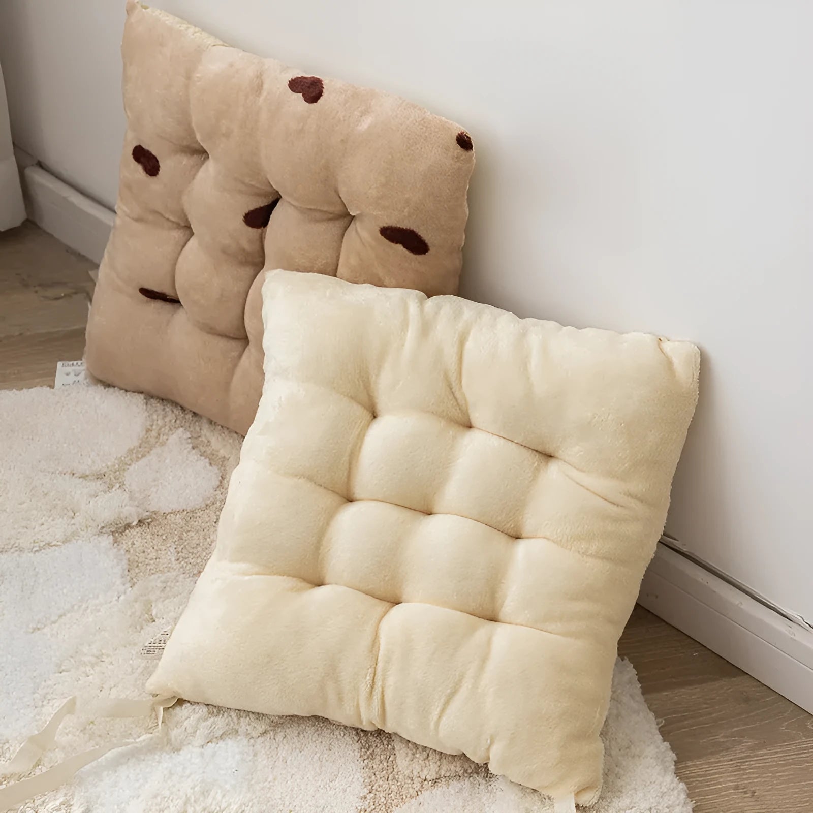 Thick plush seat cushion with cute bear head design, PP cotton filler, 40x40cm size
