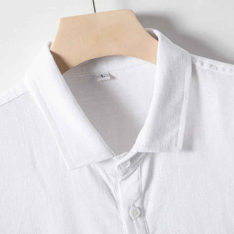 Men's linen blend T-shirt with loose lapel neckline and short sleeves in solid colour