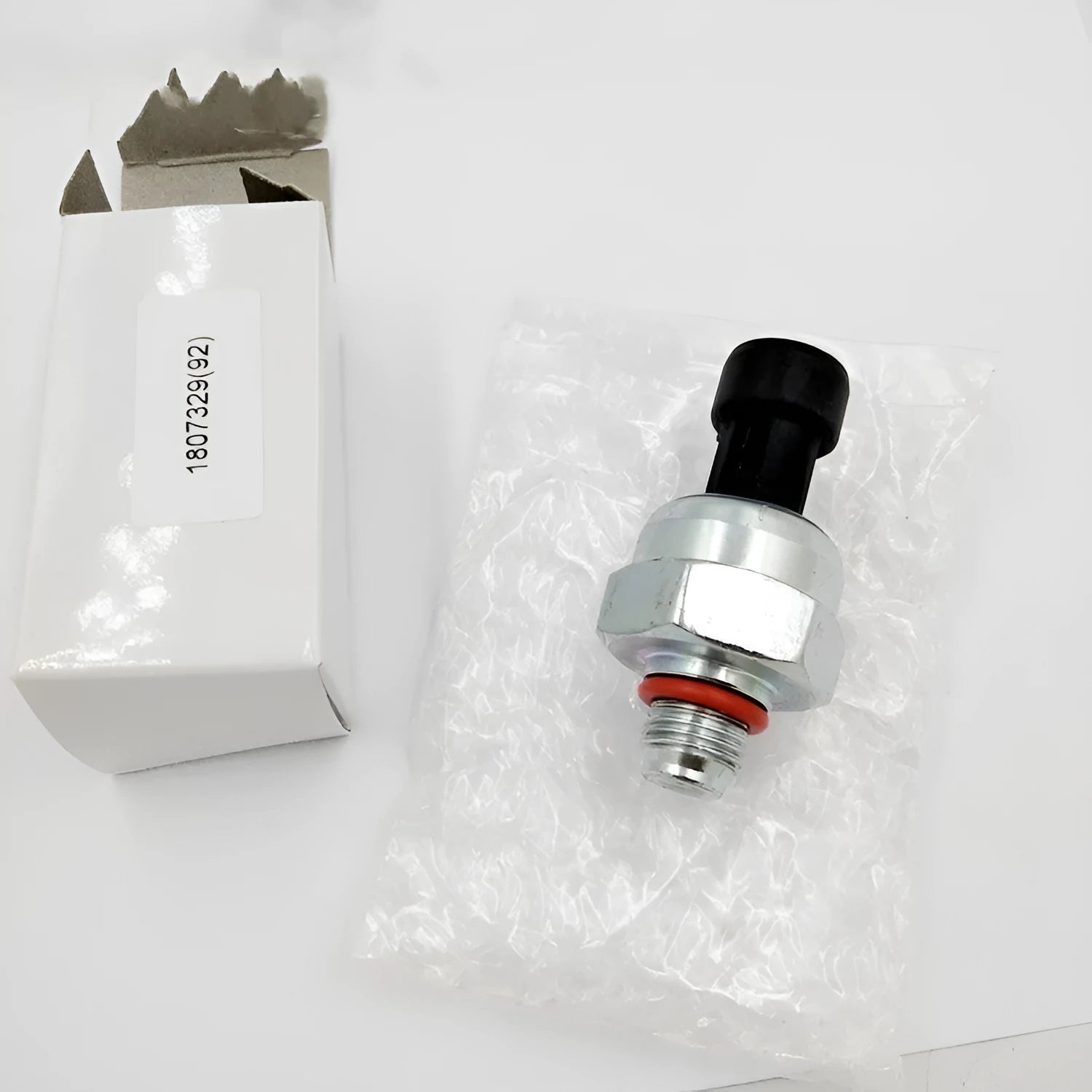 Ford F6TZ-9F838-A fuel pressure sensor with connecting wiring for F4 and F6 vehicle applications