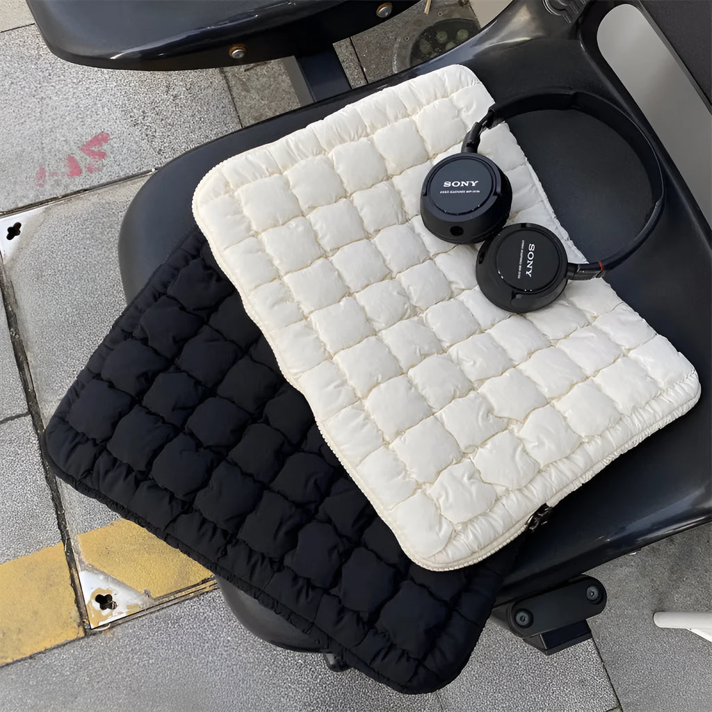 Black nylon laptop bag with cloud cotton padding and shockproof sleeve for 15.6-inch computers
