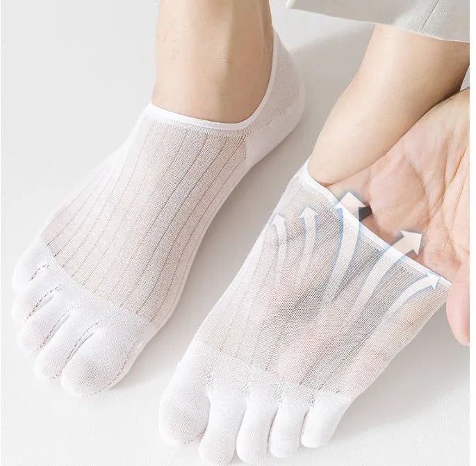Modal five-finger boat socks in solid colours showing ultra-thin breathable construction