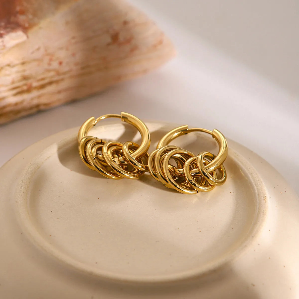 Ins style stainless steel earrings with electroplated personality colour matching in JDE2405019 hue
