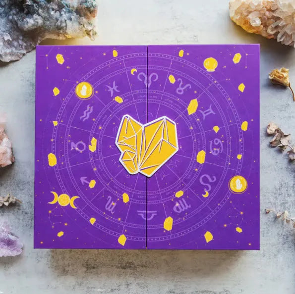 Halloween countdown gift box with crystal design measuring 33.5cm × 30.5cm × 5cm