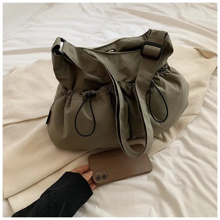 Ultra-light pleated polyester crossbody student bag in street trend style with mobile phone pocket