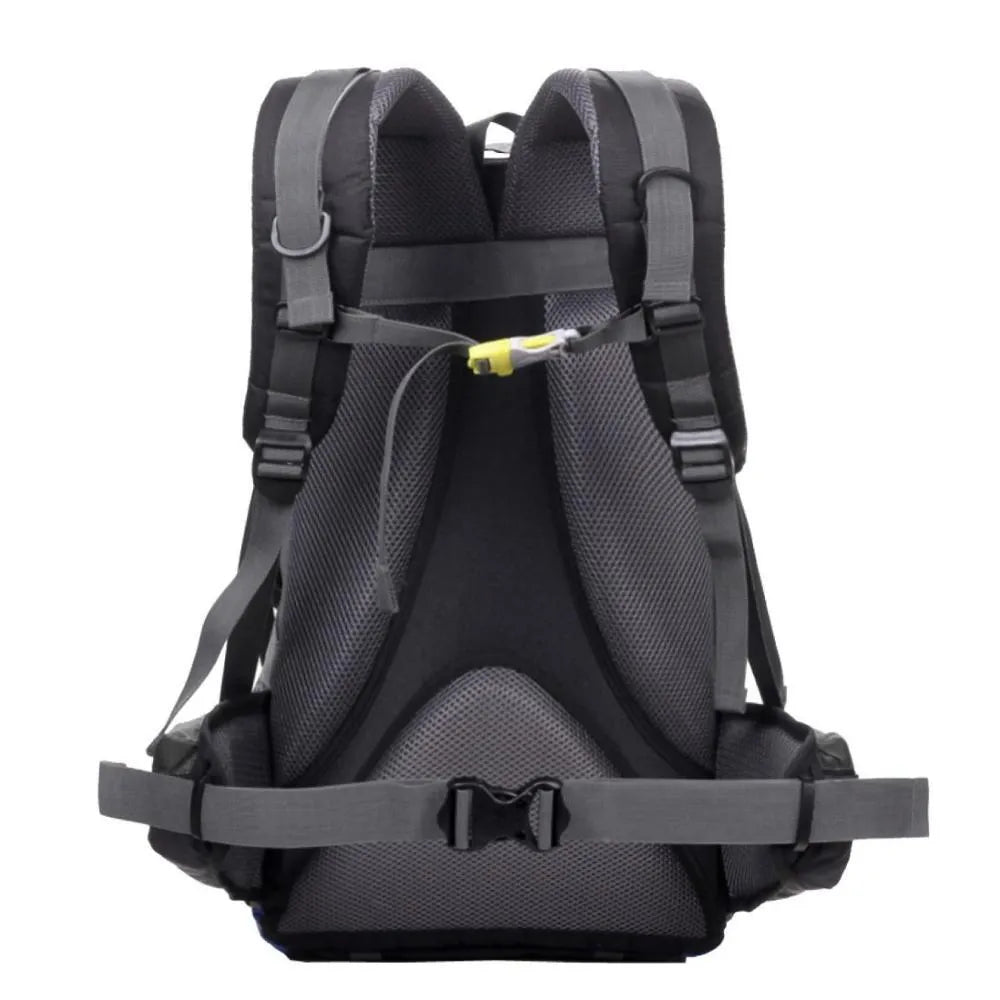 Green polyester leisure sports backpack with 20-35 litre capacity for outdoor activities