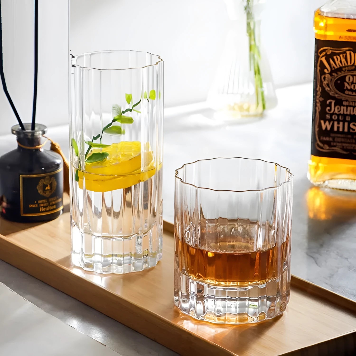 Light luxury crystal thick bottom lace whiskey glass with clear finish, 301-400ml capacity, high style silhouette